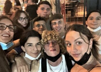 “Green pass” italiano non considerato valido: 9 studenti bloccati in aeroporto