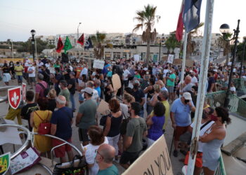 Nuovo porto a Marsascala, i residenti non ci stanno: «Salviamo la baia»