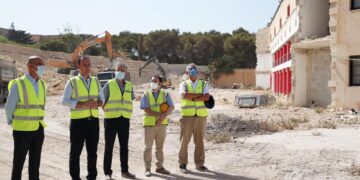 La maxi-piscina di Cottonera verso la fine dei lavori. Sarà moderna e tecnologica