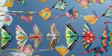 Occhi al cielo, tornano gli spettacolari aquiloni di Gozo International Kite & Wind Festival