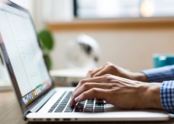 “L’Avvocato risponde”: nomadi digitali e residenza fiscale, come mettersi in regola