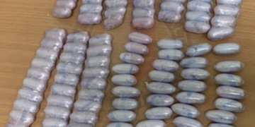 Traffico di droga: arrestati tre presunti membri di una banda internazionale. Trasportavano 600mila euro di cocaina