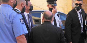 Pioggia di proteste contro l’arcivescovo Scicluna. Gozitani dicono “basta” alle speculazioni contro i residenti