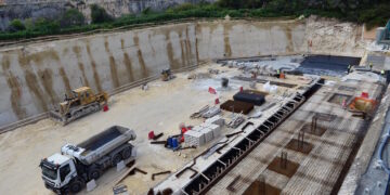 La prima piscina olimpionica verso il completamento: sarà uno dei più grandi complessi sportivi del Mediterraneo