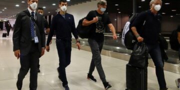 Djokovic espulso dall’Australia; il numero uno del mondo non giocherà agli Open