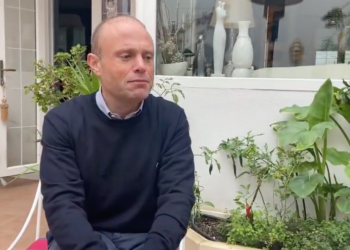 Blitz della Polizia, perquisita la casa dell’ex Primo Ministro Joseph Muscat