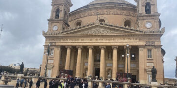 Malta saluta Victor Calvagna, l’amato medico che ha salvato centinaia di bambini