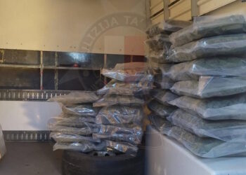 Due maltesi arrestati per traffico di droga; nel garage 34 chili di cannabis proveniente dalla Sicilia