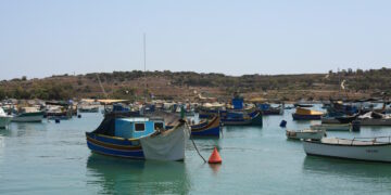Aiuti finanziari ai pescatori colpiti dalla pandemia