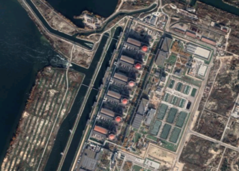 Domato l’incendio a Zaporizhzhia; scongiurato il pericolo del nucleare