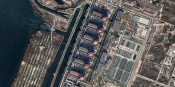 Domato l’incendio a Zaporizhzhia; scongiurato il pericolo del nucleare