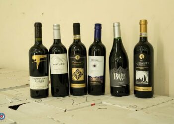 Alla Dogana un’asta per gli amanti del vino. Al bando 99 lotti sequestrati alla frontiera