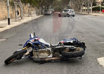 Naxxar, scontro auto – moto, centauro finisce in ospedale