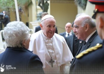 Papa Francesco a Malta, è festa per le strade della capitale