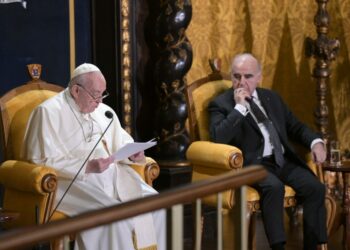 Papa Francesco a Malta: «Mettete al primo posto l’umanità, spazzando via illegalità e corruzione»