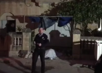 Tragedia a Birzebbugia: crolla il balcone, anziana muore sul colpo