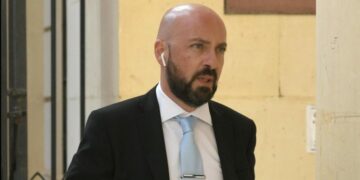 Scandalo visti medici Malta-Libia: al via le indagini sull’ex funzionario governativo Neville Gafà