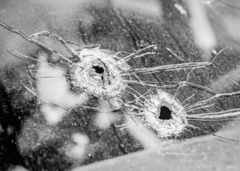 Allarme atti vandalici, oltre 800 denunce per auto danneggiate in un anno