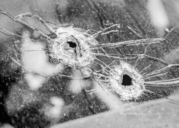Allarme atti vandalici, oltre 800 denunce per auto danneggiate in un anno