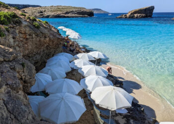 Isola di Comino: «Un Far West dove illegalità e avidità regnano sovrane» tuona ONG contro il Governo