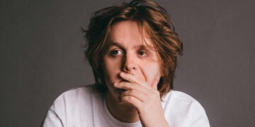 Lewis Capaldi in concerto a Floriana, attivate corse “extra” per il trasporto pubblico