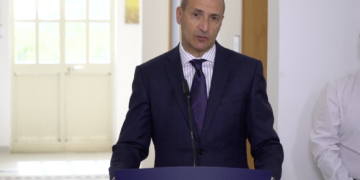 Aborto a Malta, il ministro Chris Fearne chiede revisione delle leggi