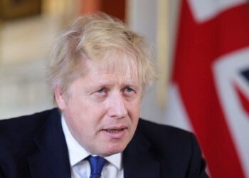 Boris Johnson pronto a dimettersi, in arrivo una dichiarazione al Paese