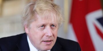 Boris Johnson pronto a dimettersi, in arrivo una dichiarazione al Paese