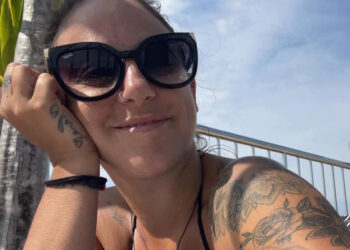 Rimane avvolta nel mistero la fine della 32enne australiana, morta dopo una festa in discoteca