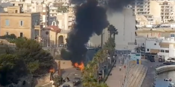 St. Paul’s Bay: auto divorata dalle fiamme