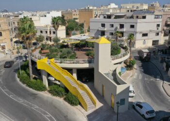 Ad Hamrun spunta un giardino pensile sopra al parcheggio coperto