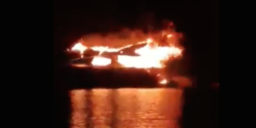 Barca in fiamme a Comino, nessun ferito