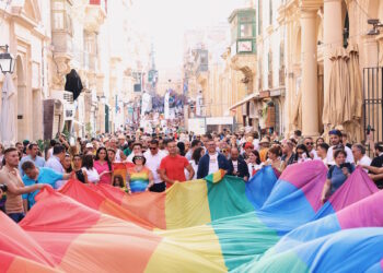 Cambio di genere, Abela promette chirurgia gratuita ai transgender