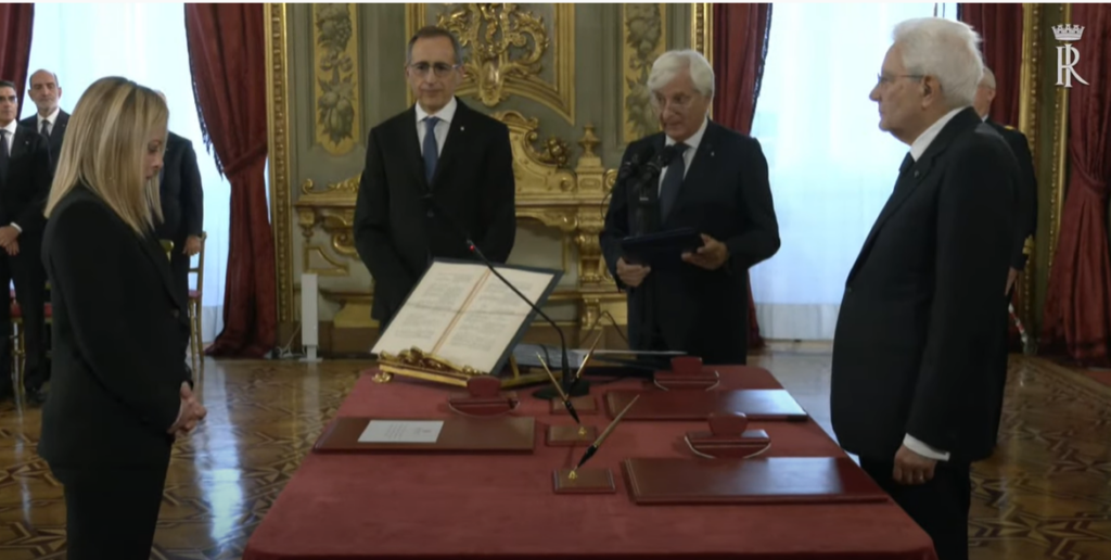 Giorgia Meloni proclama il giuramento davanti al Presidente Mattarella - @Presidenza della Repubblica Italiana Quirinale