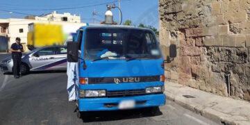 Pedone falciato da furgone a Zejtun: è gravissimo
