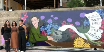 Un murales per ricordare Daphne Caruana Galizia. L’opera realizzata da tre studentesse universitarie