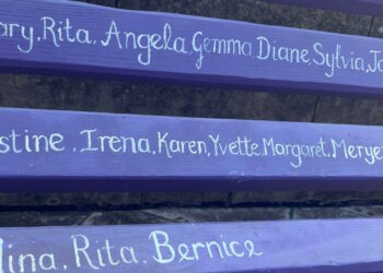 Il nome di Bernice Cassar si fa spazio sulla panchina in ricordo delle vittime di violenza domestica