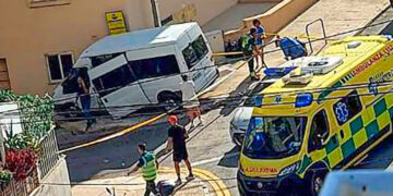 Msida, scuolabus si schianta contro un muro: due studentesse finiscono in ospedale