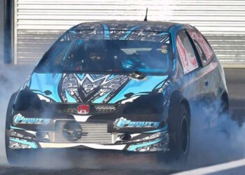 Dall’Inghilterra a Malta per correre su pista, ma ad Hal Far gli rubano l’auto. Pilota offre ricompensa per chi la trova