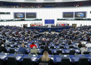 Scandalo Qatargate scuote Parlamento Europeo. Metsola: «Infuriata e dispiaciuta. Non ci sarà impunità»