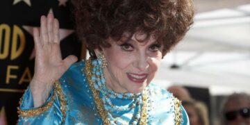 Il cinema dice addio alla sua “Lollo”. Gina Lollobrigida si è spenta oggi all’età di 95 anni