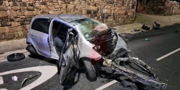 Perde il controllo dell’auto e si schianta contro un muro a Zebbug. Giovane gravemente ferito