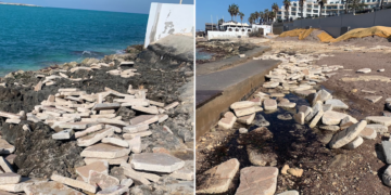Blocchi di cemento gettati sul litorale di St. Paul’s Bay