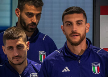 Partita di calcio Malta-Italia, le foto “da vicino” degli azzurri ed i selfie con i tifosi