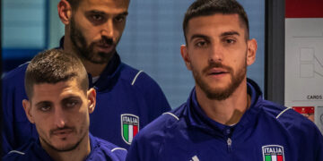 Partita di calcio Malta-Italia, le foto “da vicino” degli azzurri ed i selfie con i tifosi