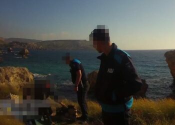 Falò abusivo a Majjistral Park, multa per i due individui colti in flagrante
