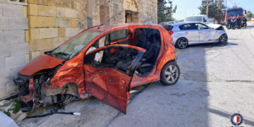 Scontro tra auto a Marsascala, 71enne in gravi condizioni