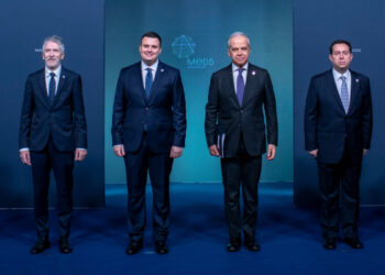 Migranti, vertice Med5 a Malta: «intensificare gli sforzi e la sorveglianza delle frontiere, solidarietà obbligatoria»