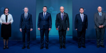 Migranti, vertice Med5 a Malta: «intensificare gli sforzi e la sorveglianza delle frontiere, solidarietà obbligatoria»