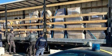 Al Porto di Marghera maxi sequestro di cocaina: viaggiava su una nave cargo battente bandiera maltese